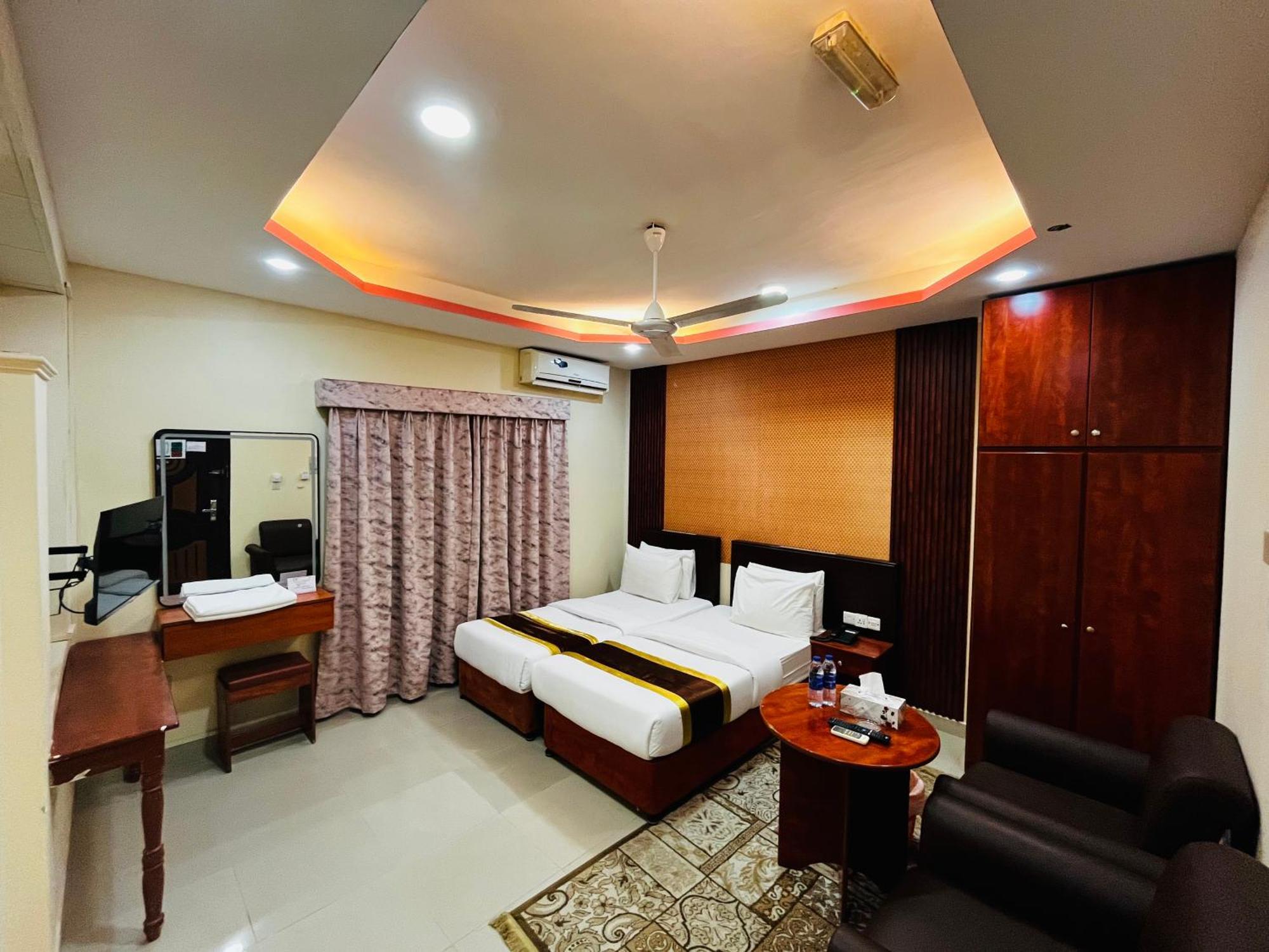 Al Nakheel Hotel Apartments Ras al-Khaimah Exteriör bild