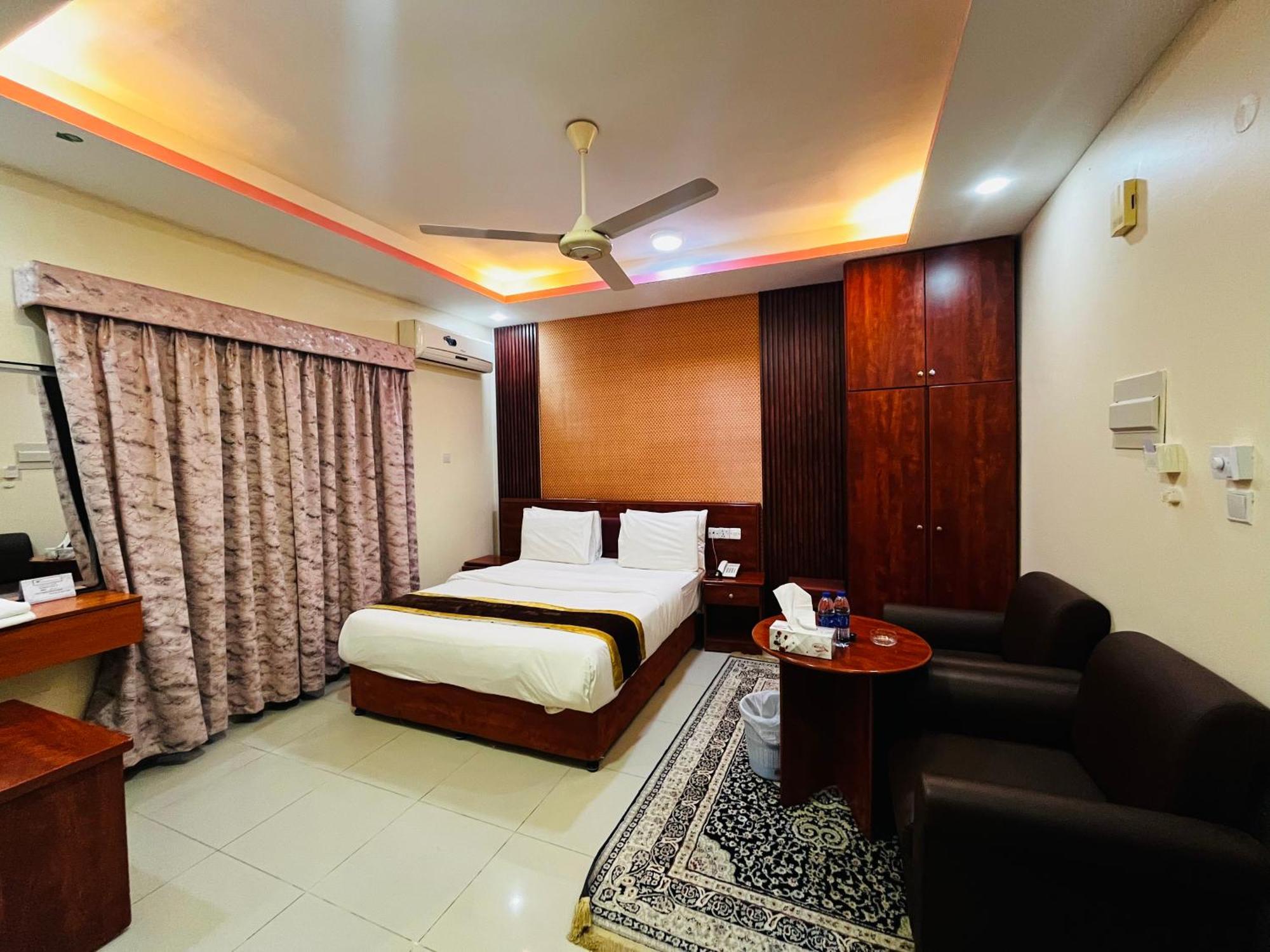 Al Nakheel Hotel Apartments Ras al-Khaimah Exteriör bild