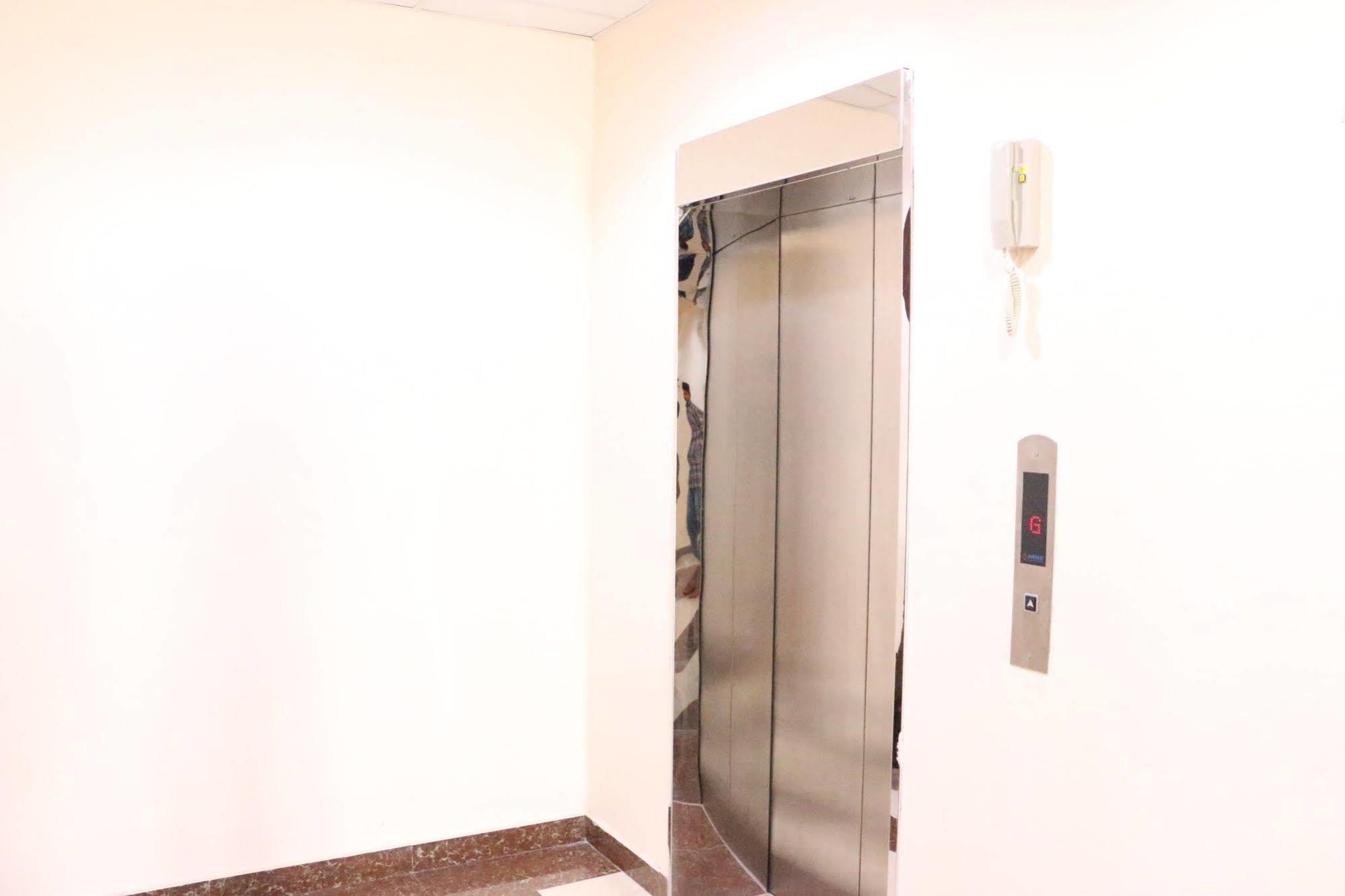 Al Nakheel Hotel Apartments Ras al-Khaimah Exteriör bild